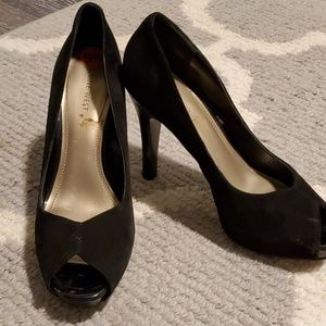 Nine West pumps